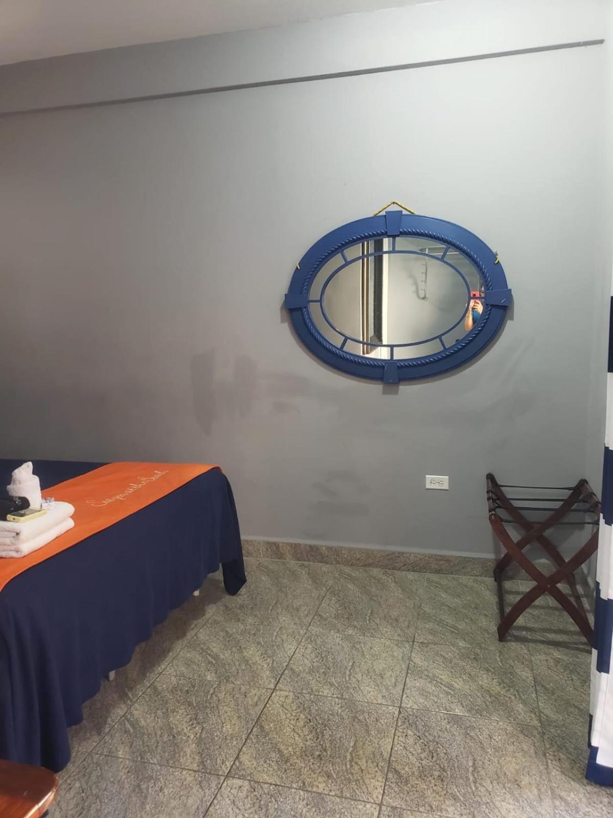 Beach Club Budget Rooms At Popeyes Caye Caulker Ngoại thất bức ảnh
