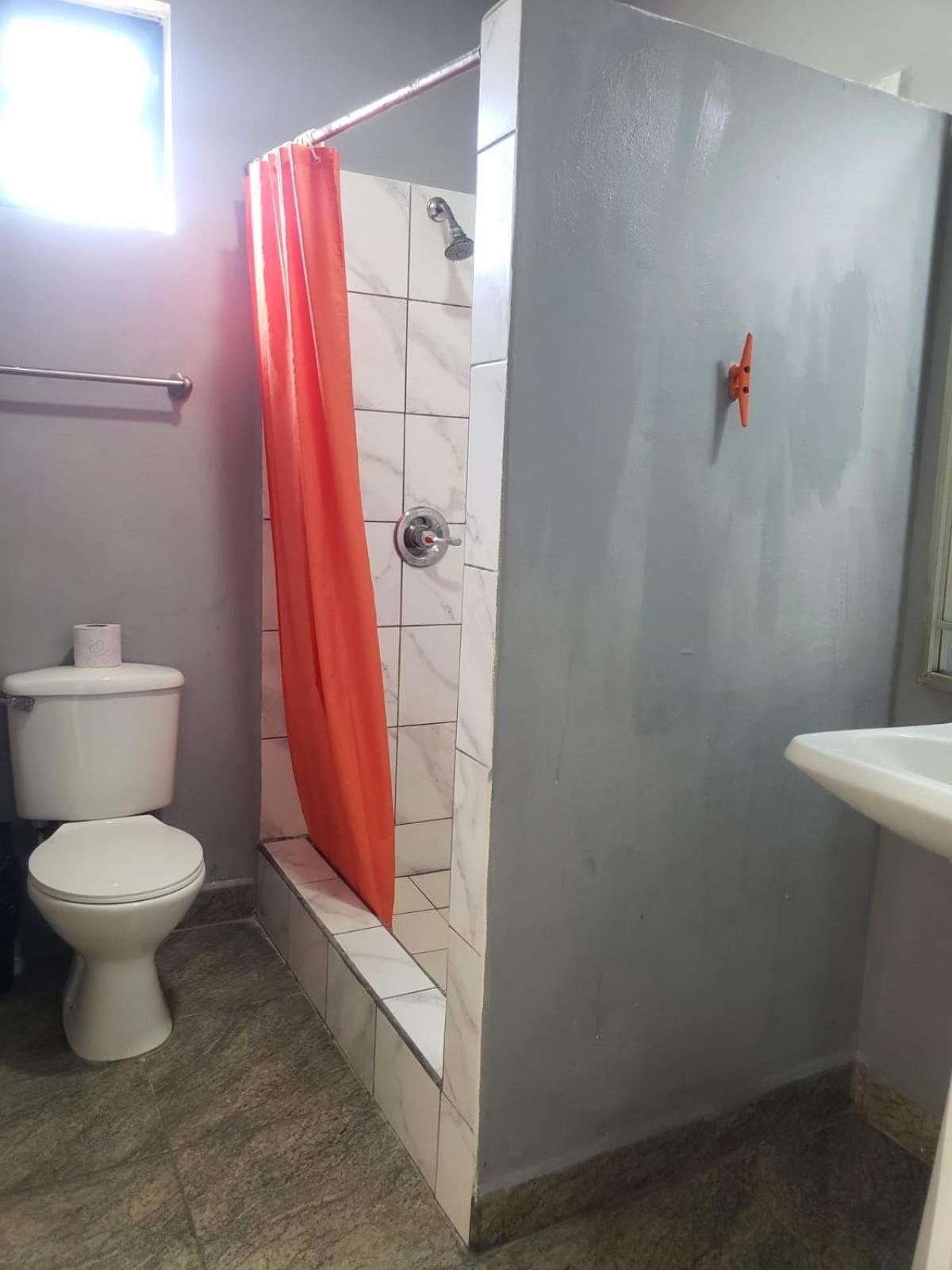 Beach Club Budget Rooms At Popeyes Caye Caulker Ngoại thất bức ảnh